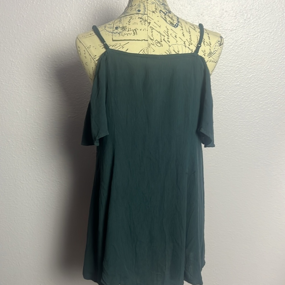 Flowy Off Shoulder Top - Picture 5 of 7